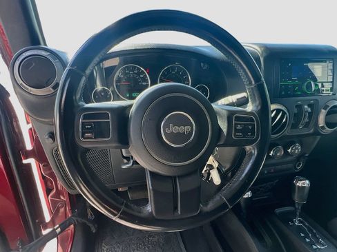 Used 2012 Jeep Wrangler Unlimited Sport AWD/4WD image 11