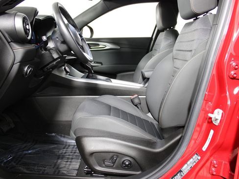 Used 2024 Alfa Romeo Tonale Ti w/ Active Assist Package image 9