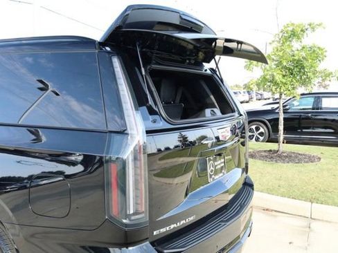 Used 2025 Cadillac Escalade V w/ LPO, Floor Liner Package image 44
