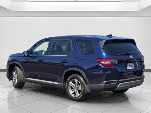Certified 2024 Honda Pilot EX-L image 7