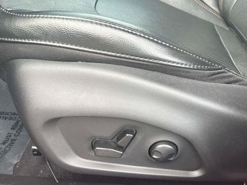 Used 2023 Jeep Compass Latitude w/ Sun and Sound Group image 12