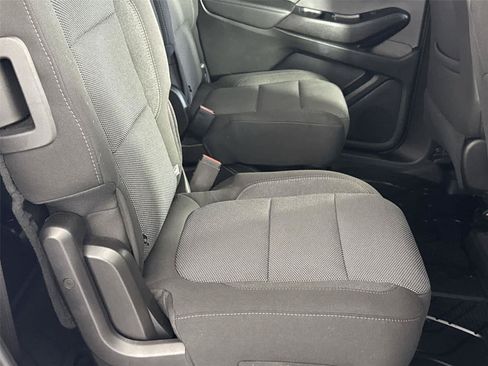 Used 2023 Chevrolet Traverse LT AWD/4WD image 14