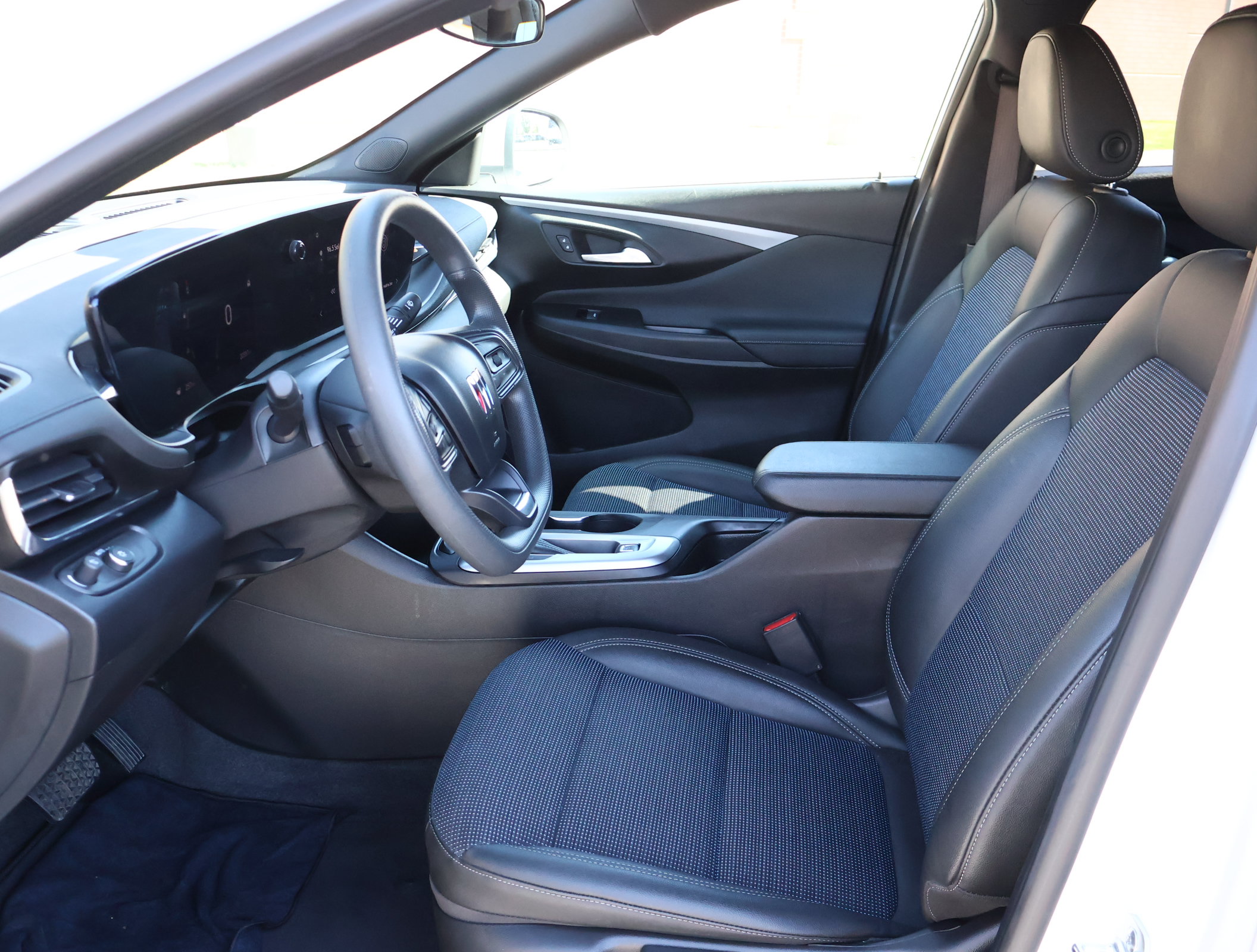 Used 2026 Buick Envista Preferred FWD image 8