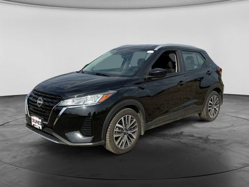 Used 2023 Nissan Kicks SV FWD image 5