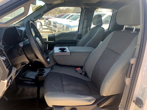 Used 2018 Ford F150 XL w/ Equipment Group 101A Mid image 9