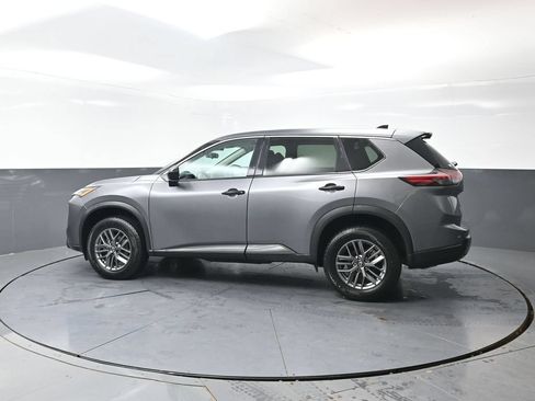 Used 2024 Nissan Rogue S AWD/4WD image 10