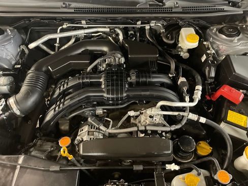 Certified 2023 Subaru Crosstrek 2.0i Premium image 9