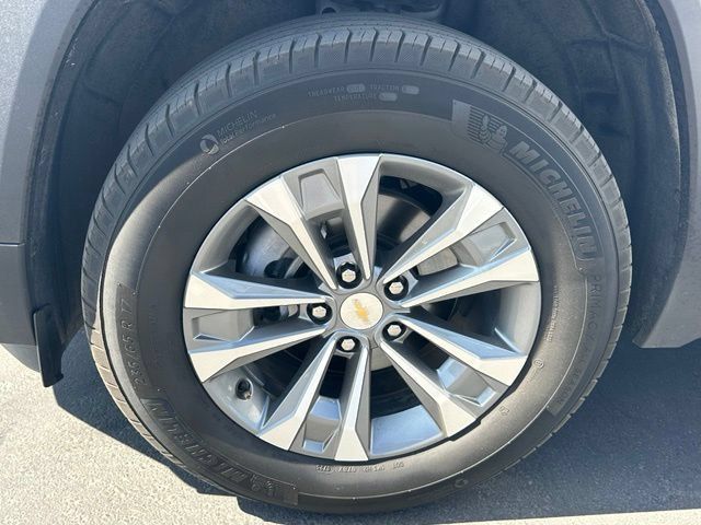 Certified 2025 Chevrolet Equinox LT AWD/4WD image 14