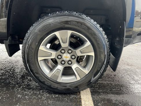 Used 2019 Chevrolet Colorado Z71 image 39