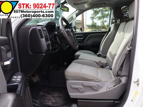 Used 2019 Chevrolet Silverado 2500 W/T w/ WT Convenience Package image 12