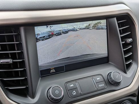 Used 2023 GMC Acadia Denali image 24