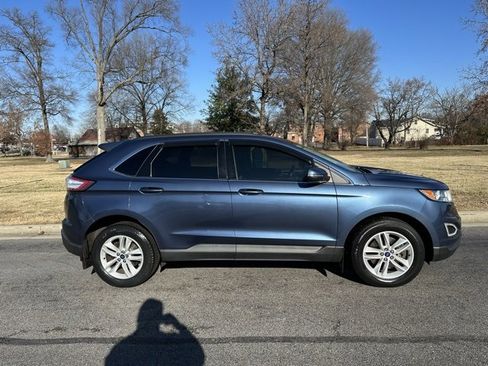 Used 2018 Ford Edge SEL w/ Cargo Accessory Package image 24