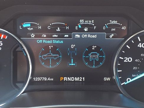 Used 2019 Ford F350 Platinum w/ Platinum Ultimate Package AWD/4WD image 34