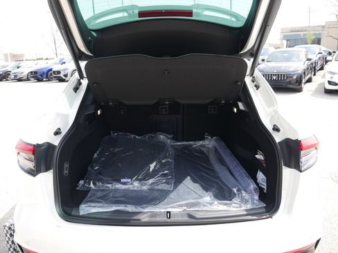 Used 2024 Maserati Levante Modena Ultima image 15