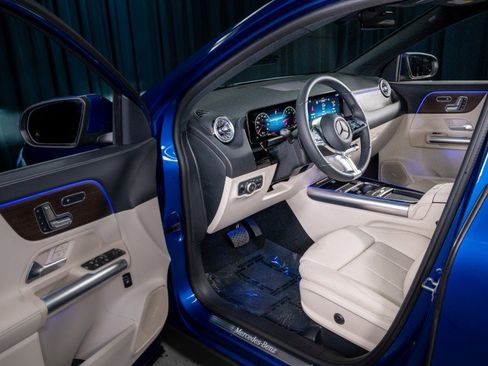 New 2025 Mercedes-Benz GLA 250 image 10