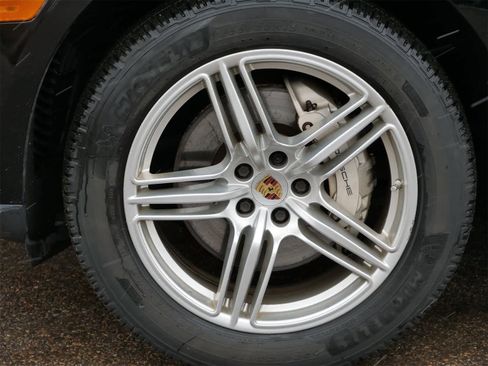 Used 2016 Porsche Macan S image 7