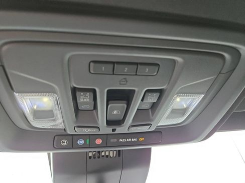 Certified 2026 Chevrolet Silverado 1500 High Country w/ Midnight Edition AWD/4WD image 23