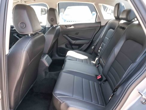 Used 2024 Volkswagen Jetta SE FWD image 20