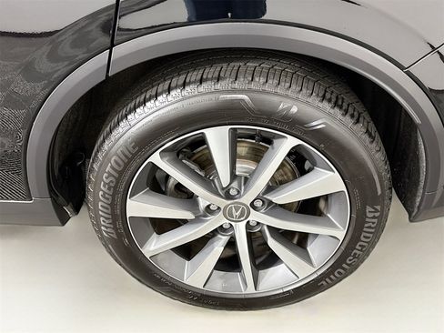 Used 2025 Acura MDX w/ Technology Package image 25