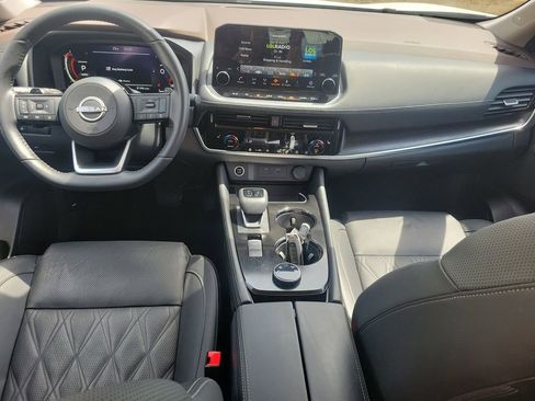 Used 2023 Nissan Rogue Platinum AWD/4WD image 8