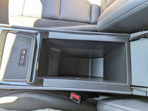 Used 2024 Chevrolet Blazer EV LT AWD/4WD image 23