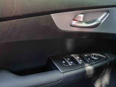Certified 2024 Kia Forte LXS FWD image 15
