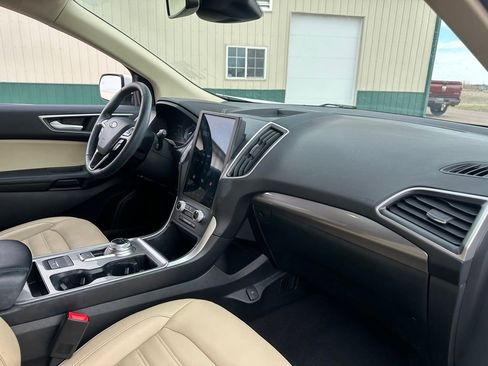 Used 2024 Ford Edge SEL w/ Convenience Package image 30