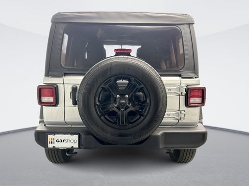 Used 2022 Jeep Wrangler Unlimited Sport AWD/4WD image 4