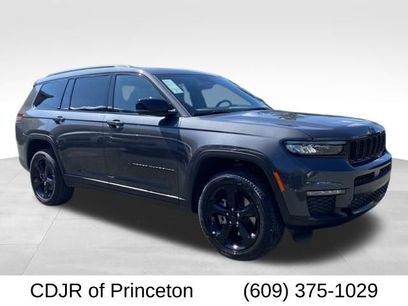 New 2025 Jeep Grand Cherokee L Limited w/ Black Appearance Package