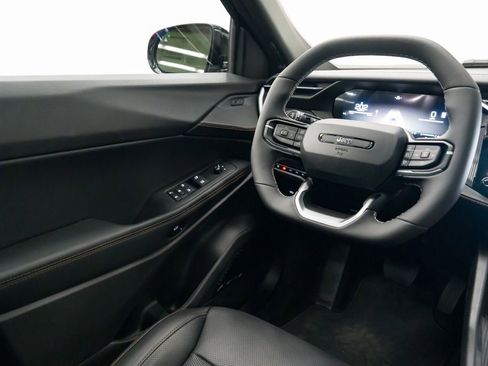 New 2026 Jeep Cherokee Overland image 11