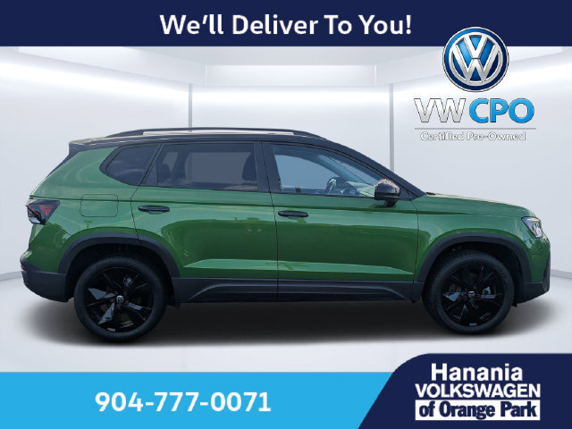 Certified 2025 Volkswagen Taos SE FWD image 2