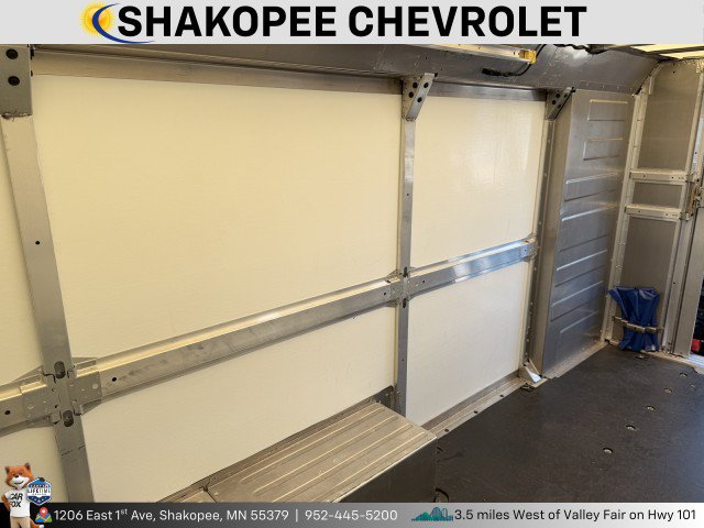 Used 2024 Chevrolet Brightdrop 600 w/ Battery Pack, Max Range AWD/4WD image 12