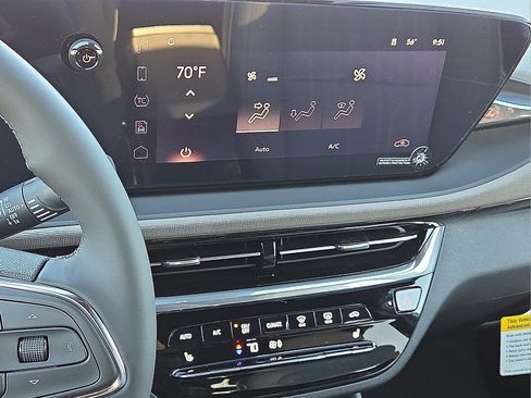 New 2026 Buick Envista Avenir FWD image 18