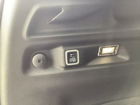 New 2026 Jeep Grand Cherokee L Limited w/ Limited Altitude Package image 39