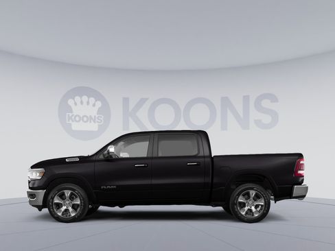 Used 2019 RAM 1500 Laramie AWD/4WD image 2