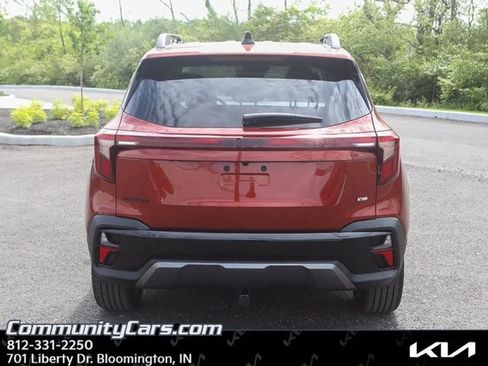 Certified 2025 Kia Seltos X-Line image 4