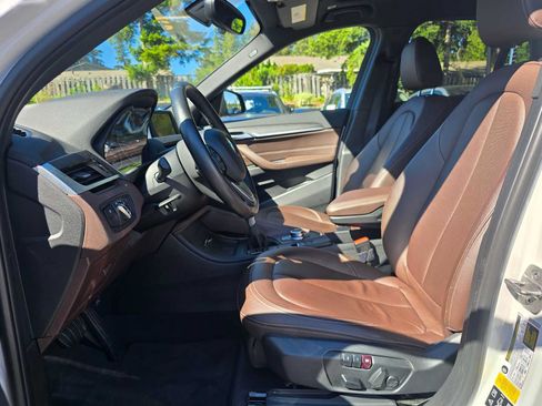 Used 2017 BMW X1 xDrive28i AWD/4WD image 20