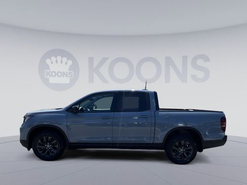 Used 2024 Honda Ridgeline Sport image 7