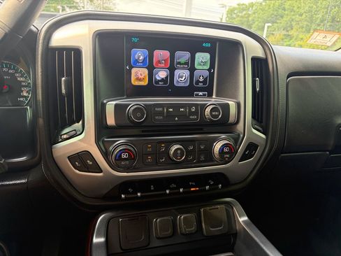 Used 2017 GMC Sierra 1500 SLE w/ SLE Value Package AWD/4WD image 26