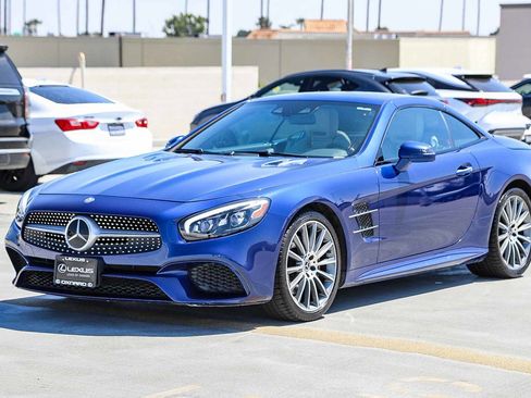 Used 2017 Mercedes-Benz SL 450 image 3