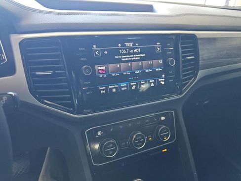 Used 2023 Volkswagen Atlas Cross Sport SE w/ Black Wheel Package FWD image 12