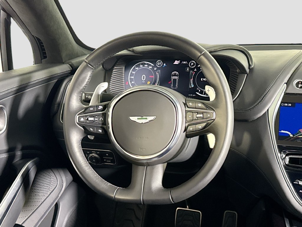 Used 2024 Aston Martin DBX AWD/4WD image 10