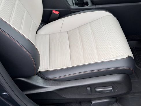 Used 2023 Honda CR-V Sport Touring image 14