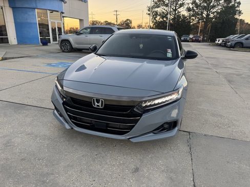 Used 2022 Honda Accord Sport image 5