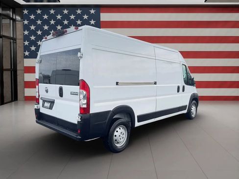 Used 2023 RAM ProMaster 2500 image 3
