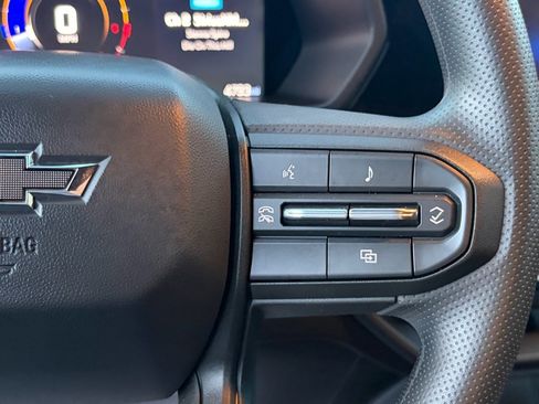 Used 2026 Chevrolet Colorado Trail Boss image 3