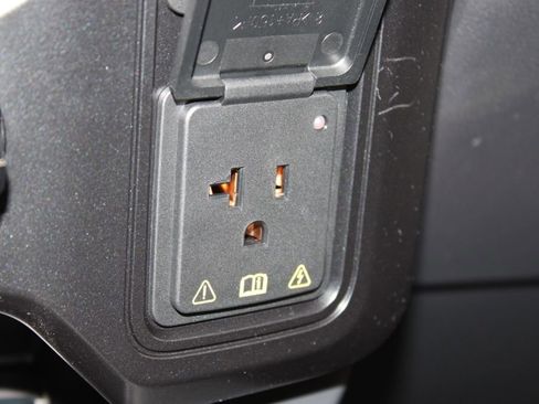 New 2026 Ford F250 Platinum image 57