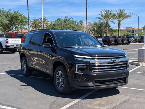 New 2026 Chevrolet Traverse LT image 7