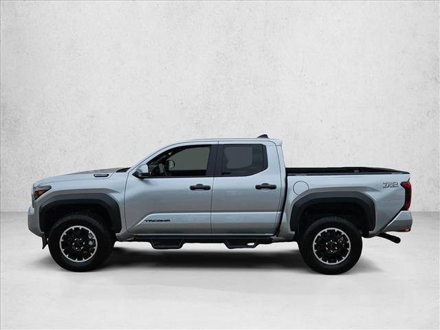 Used 2025 Toyota Tacoma TRD Off-Road AWD/4WD image 9