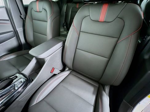 New 2026 Chevrolet Trax RS w/ Driver Confidence Package image 20